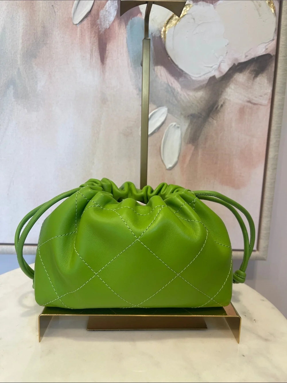 NWOT Tory Burch Green Leather Willa Soft Quilted Drawstring Crossbody